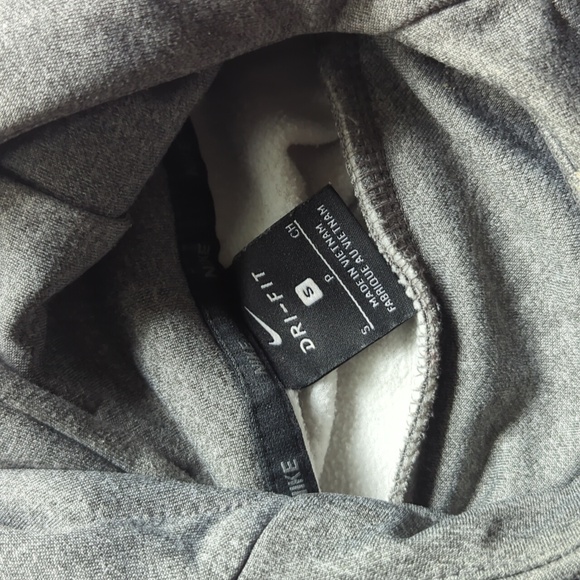 Nike Dri Fit Hooded Sweatshirt - Picture 2 of 6